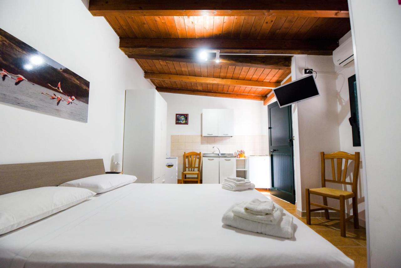 B&B Macchia Mediterranea San Pietro in Bevagna Ngoại thất bức ảnh